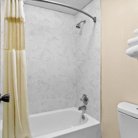 Americas Best Value Inn Martinsburg Exteriér fotografie